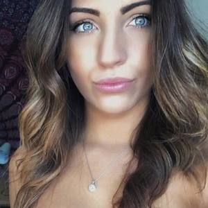 Meet your Posher, Sabrina